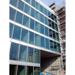 Mont Brillant, montage de façade à Genève