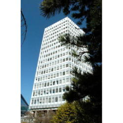 UIT, montage de façade à Genève