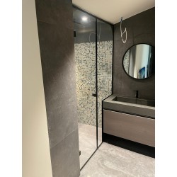 Fourniture et pose de verre pour paroi de douche avec profilé sur mesure très fin, remplacement verre sur une verrière