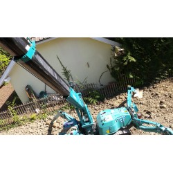 Engin Mini-grue MAEDA285, capacité de 1.95 tonnes