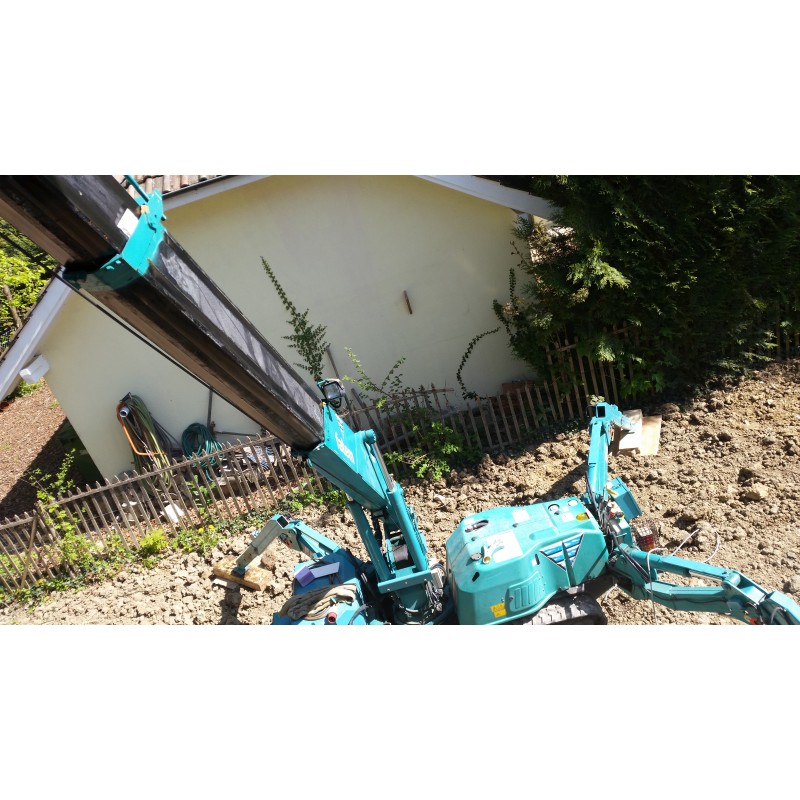 Engin Mini-grue MAEDA285, capacité de 1.95 tonnes