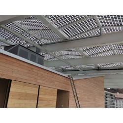 Toiture Solaire à Zurich Green-City en verre bi-PV et système Poteaux-Traverse