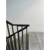 Barrières dans cage d'escalier avec palier arrondi et abris à vélo Semaille