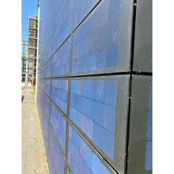Montage de façade ventillée Solaire PV Unimail à Neuchâtel