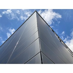 Montage de façade ventillée Solaire PV Unimail à Neuchâtel