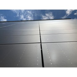 Montage de façade ventillée Solaire PV Unimail à Neuchâtel