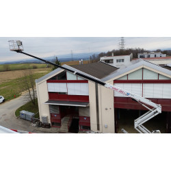 Engin Nacelle Dino Lift 26m sur porteur 3.5 Tonnes